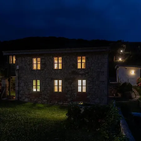 On Seacliff With The Downstairs