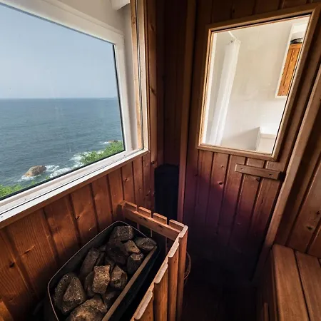 On Seacliff With The Downstairs Arnao