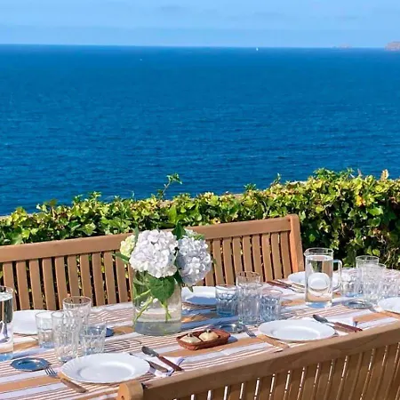 On Seacliff With The Downstairs Arnao